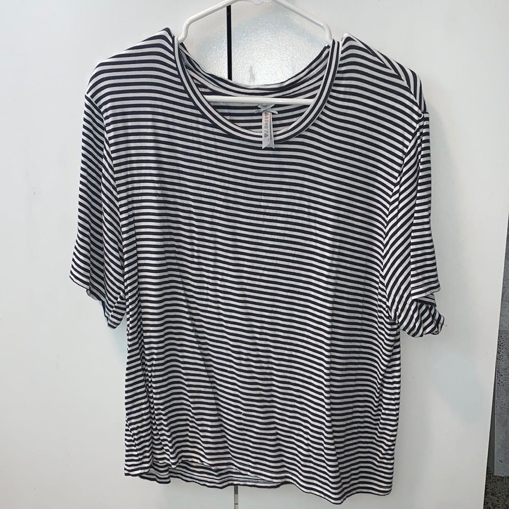Women’s Short Sleeve Top